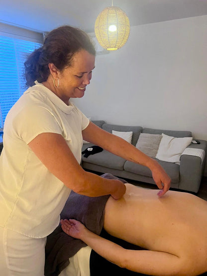 Raindrop Massage – Ontspannende Aromatherapie met Essentiële Oliën voor Stressvermindering en Emotionele Balans